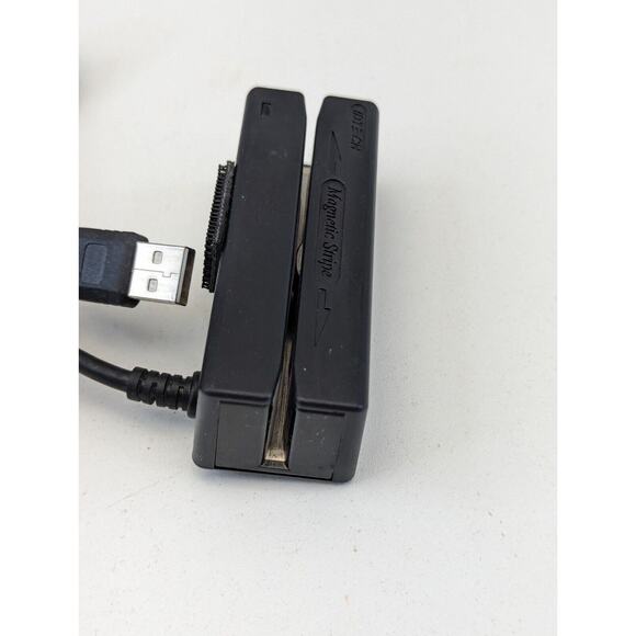 ID TECH MiniMag II Magnetic Stripe Credit Card Reader Triple Track IDMB-334112B - Picture 2 of 3